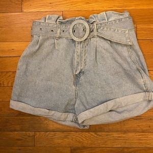 Forever 21 l Shorts l Light Denim l Large